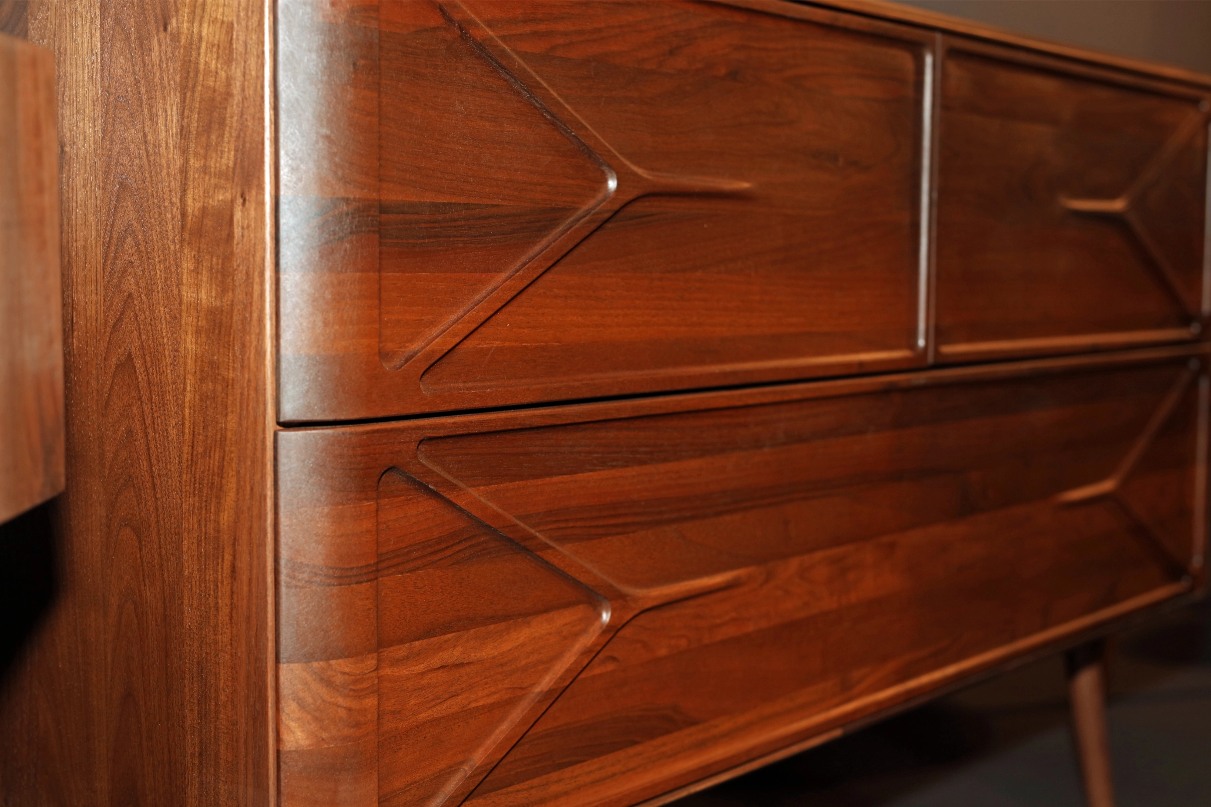 how to clean mahogany furniture drawers